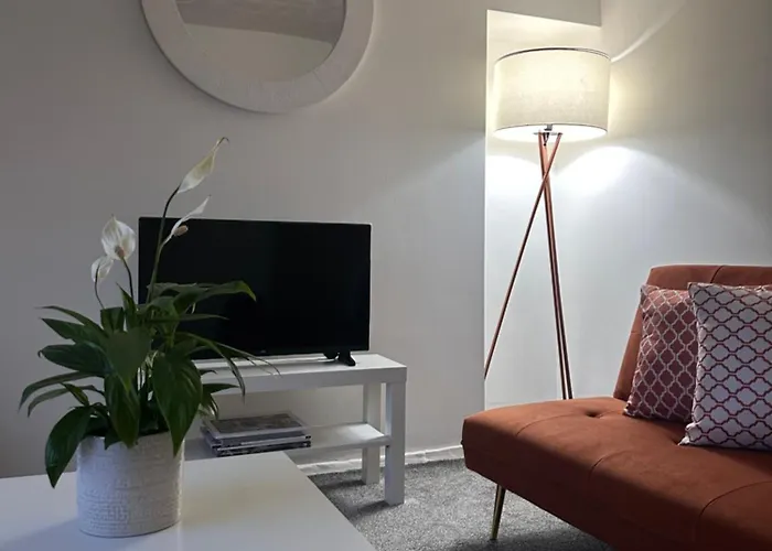 Ocean Village Marina 2 Bedroom Apartment With Balcony!